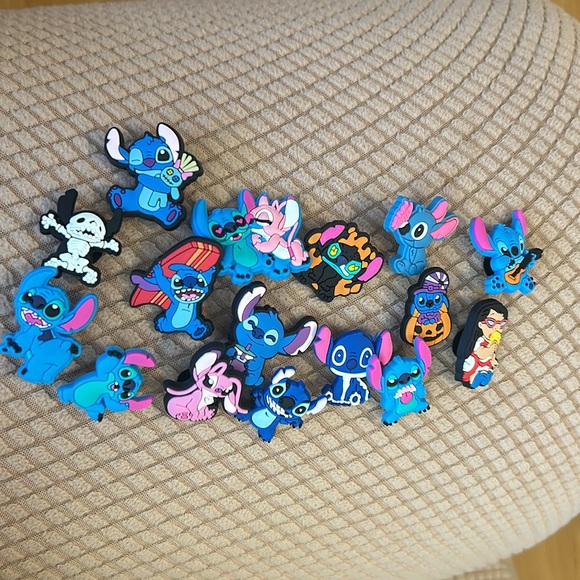 5/$10 Lilo and Stitch Croc Jibbitz - Picture 2 of 6